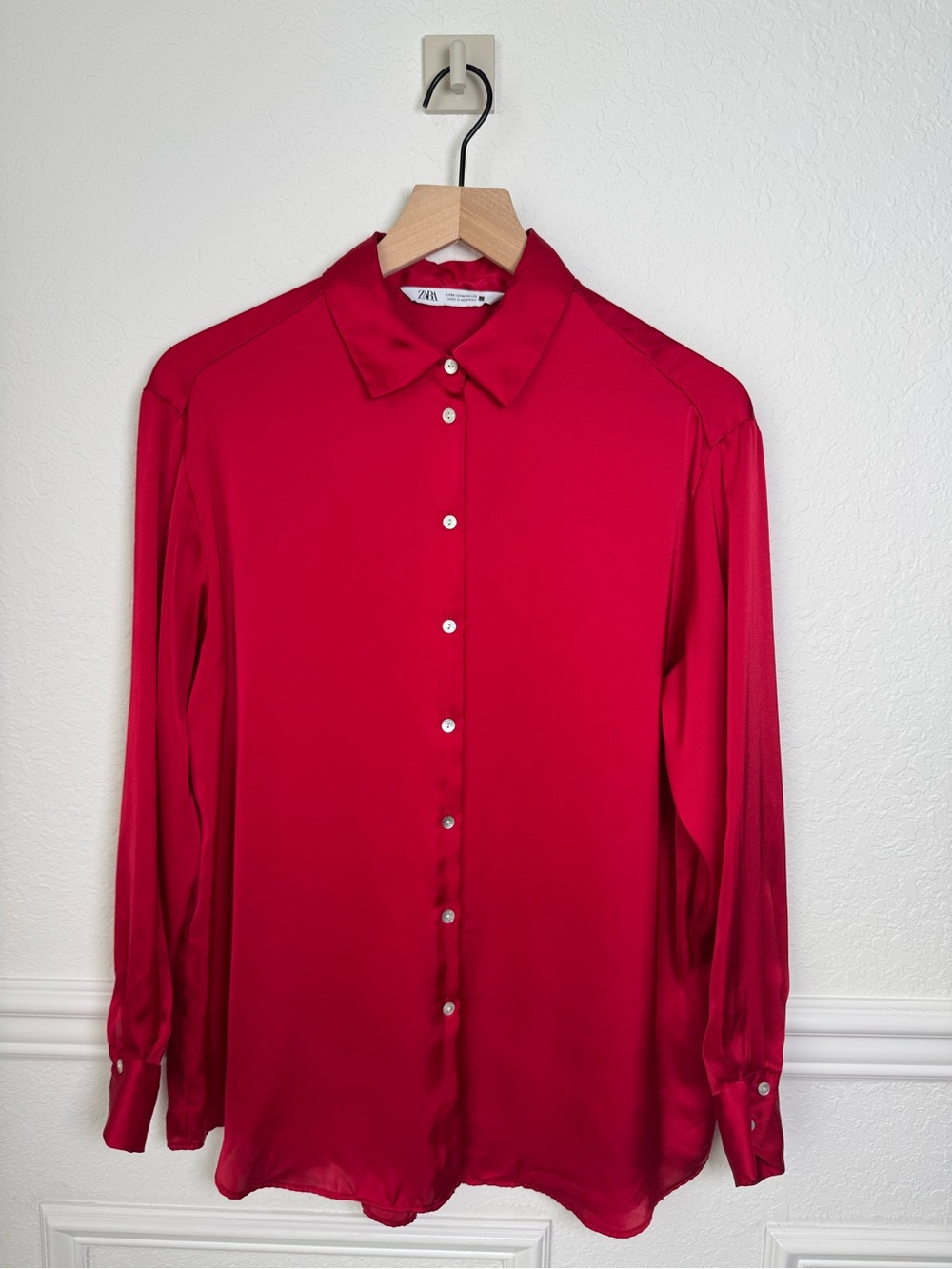 Zara Women’s Red Satin Button Down Shirt Blouse Size M